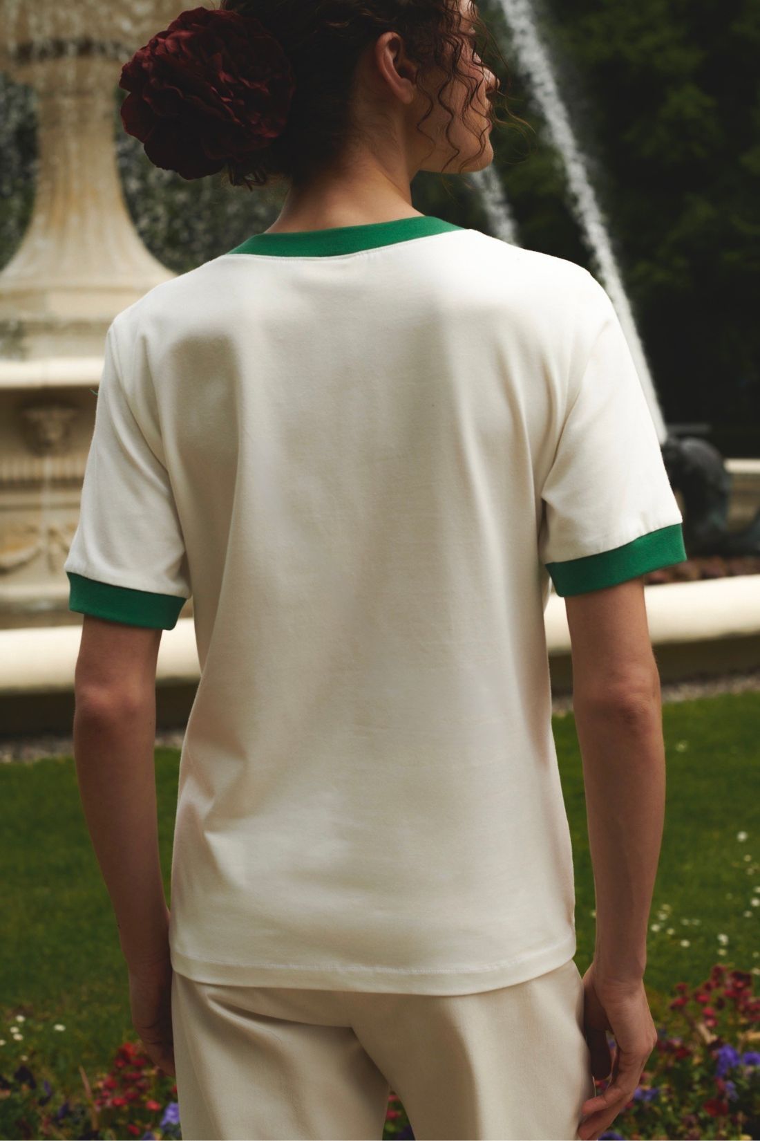 V-NECK BONJOUR GREEN T-SHIRT