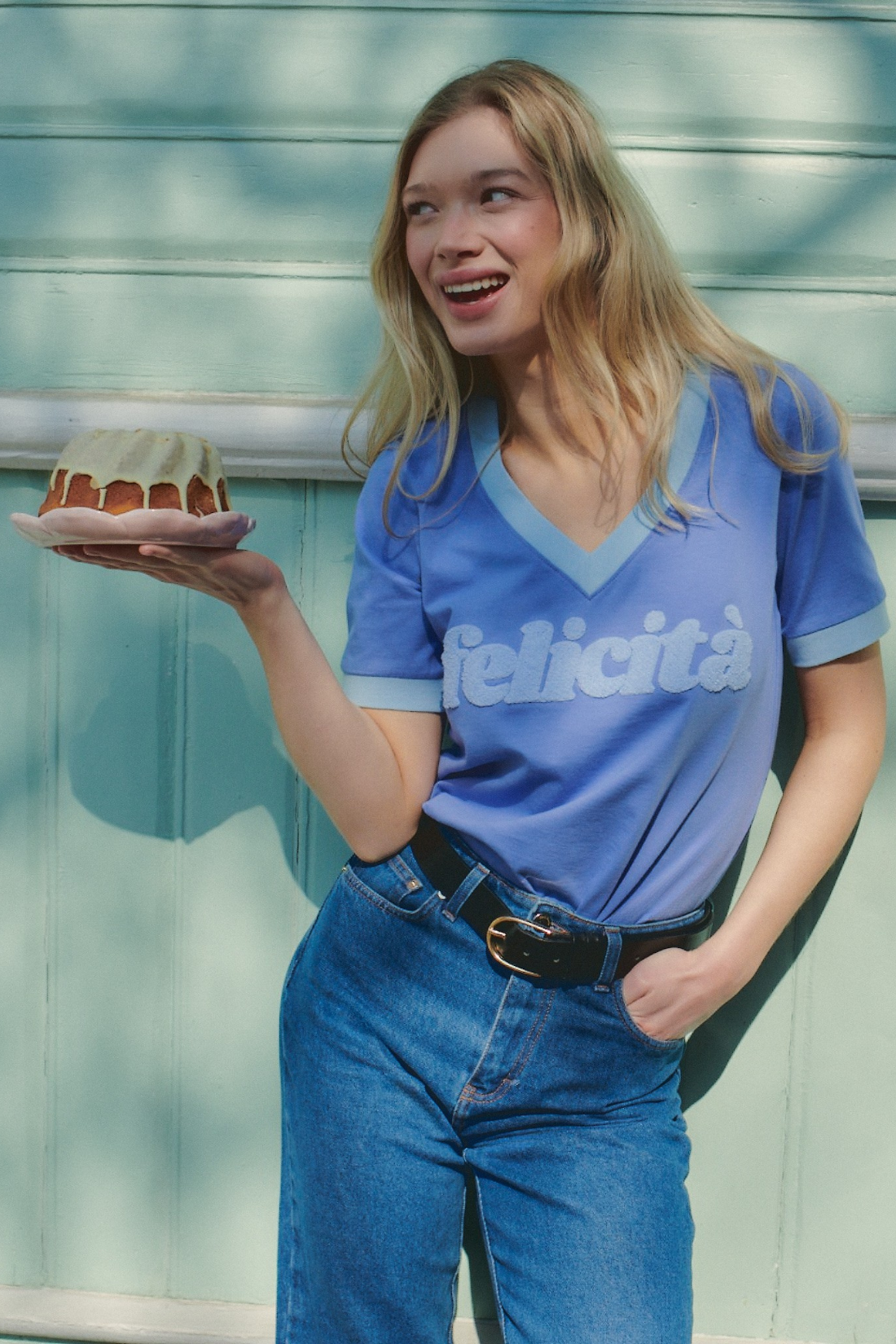 V-NECK FELICITA BLUE T-SHIRT