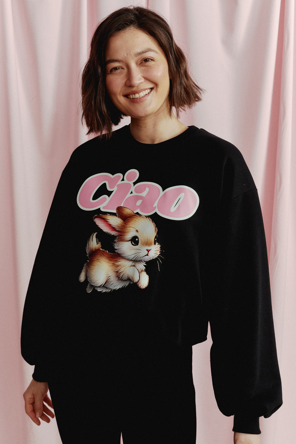 BUNNY BLACK SWEATSHIRT