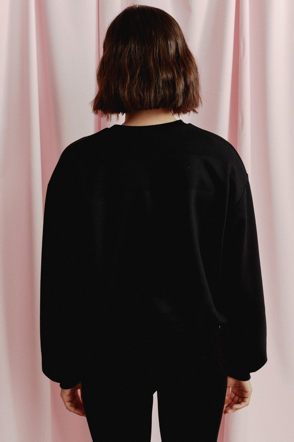 BUNNY BLACK SWEATSHIRT