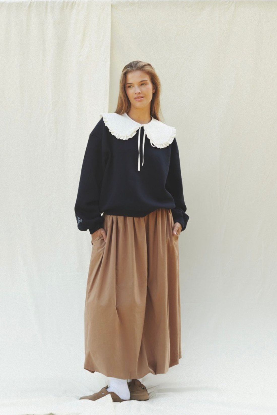 COLLETTO NAVY SWEATSHIRT