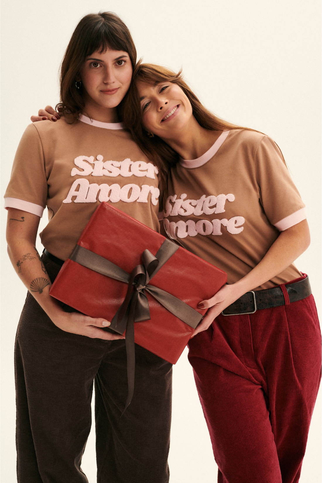 SISTER AMORE BEIGE T-SHIRT
