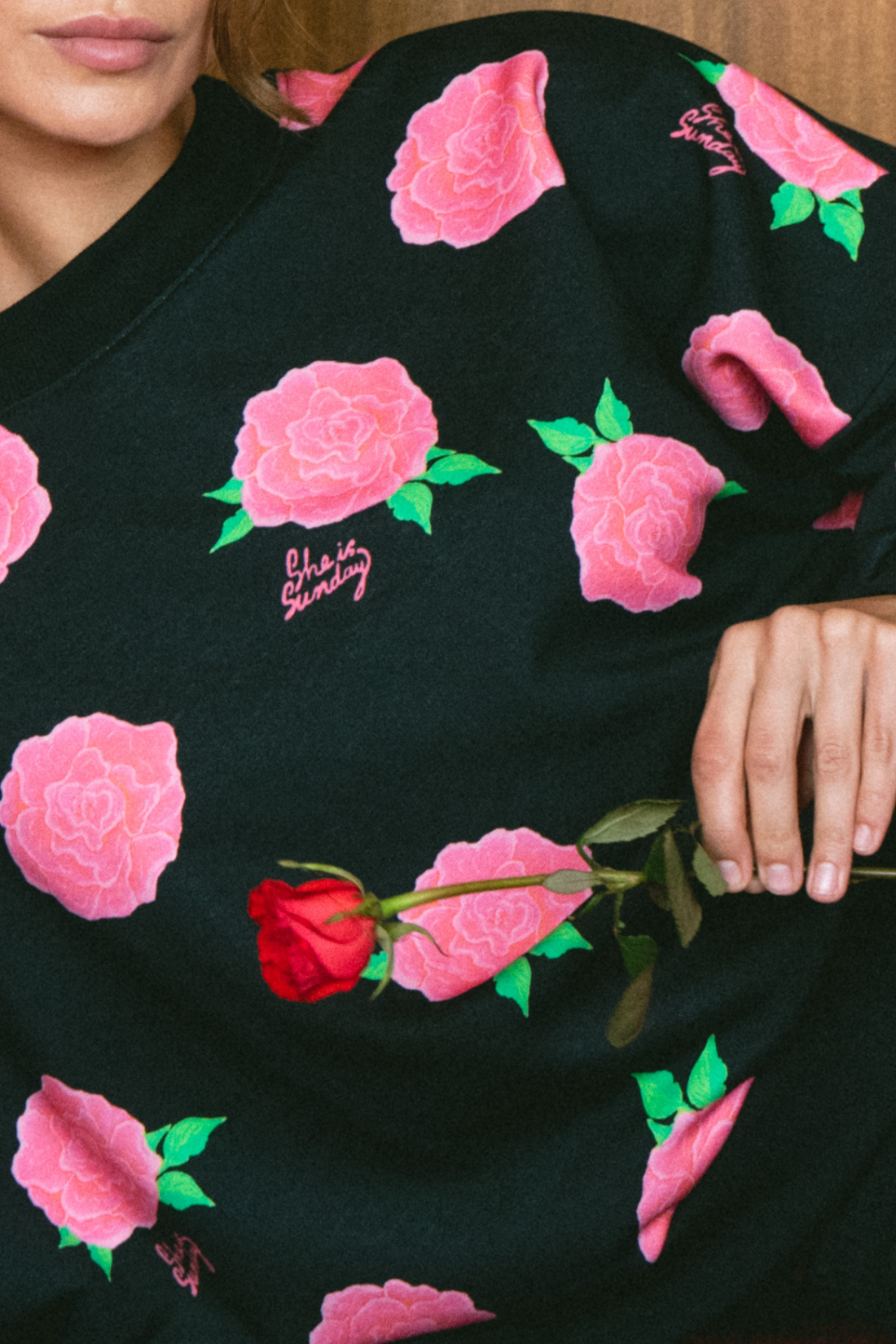 AMORE ROSA SWEATSHIRT