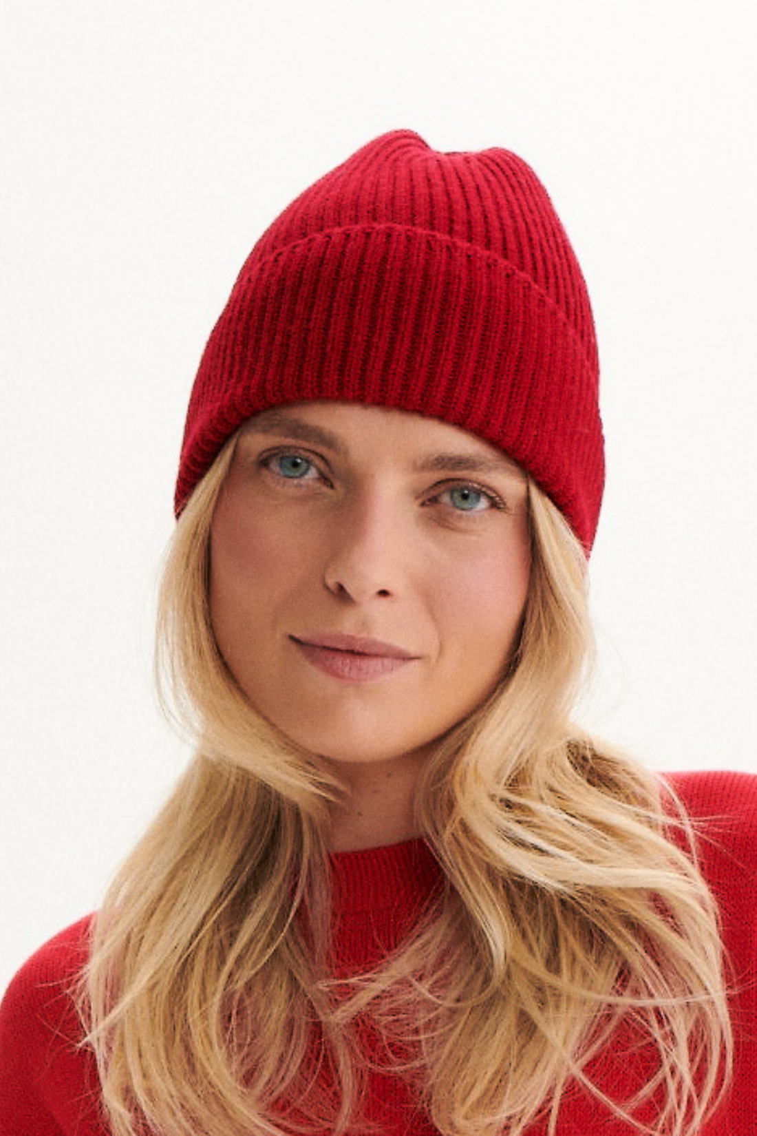 MERINO RED BEANIE