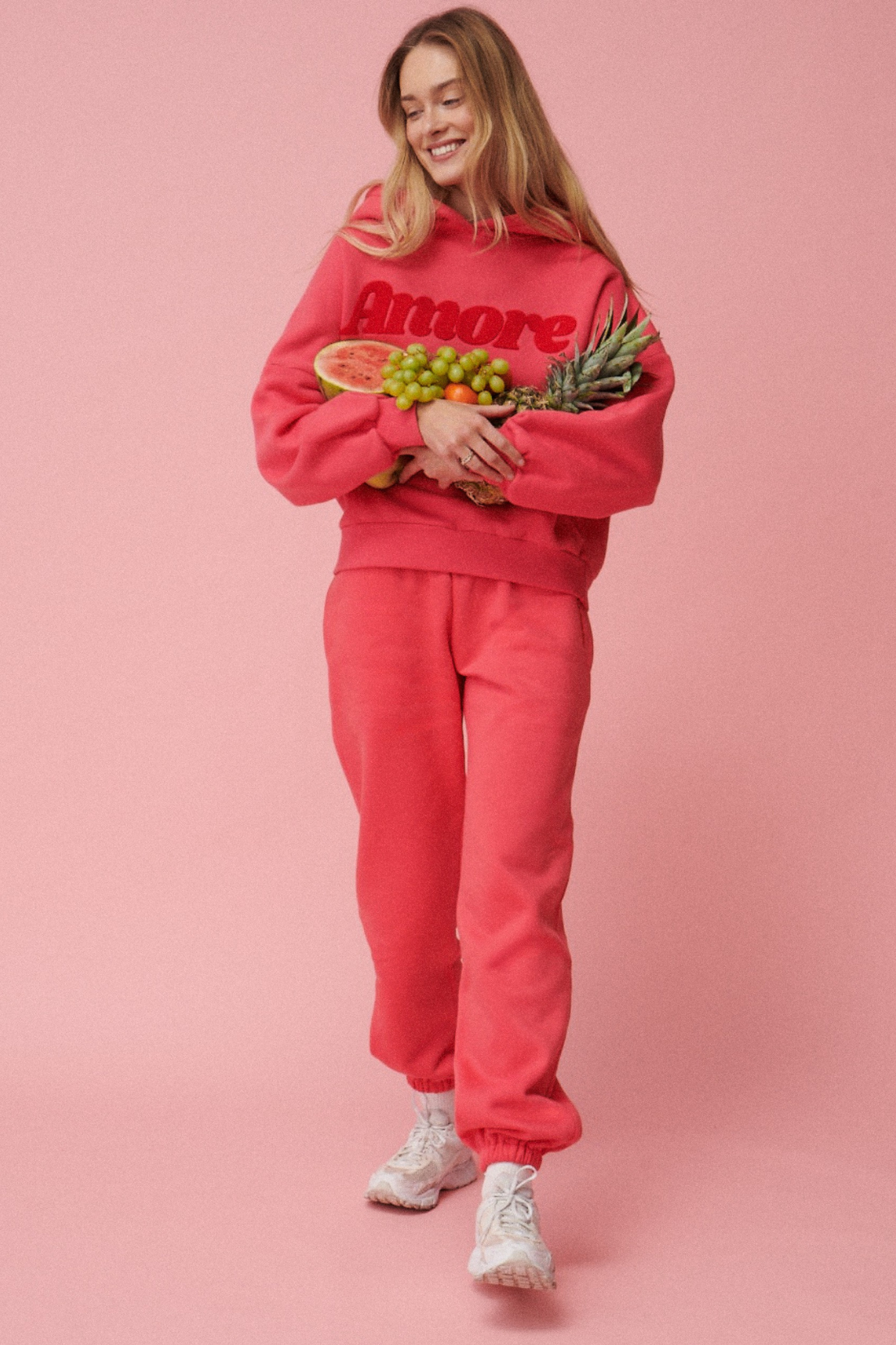 AMORE RED SWEATPANTS