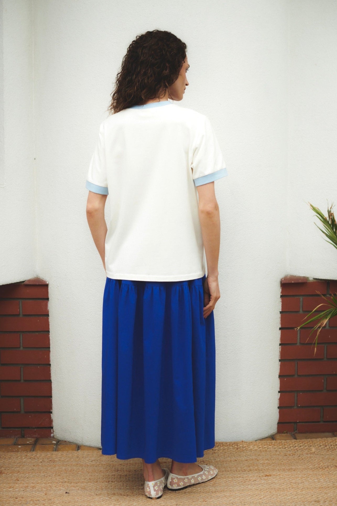 QUEEN WHITE T-SHIRT