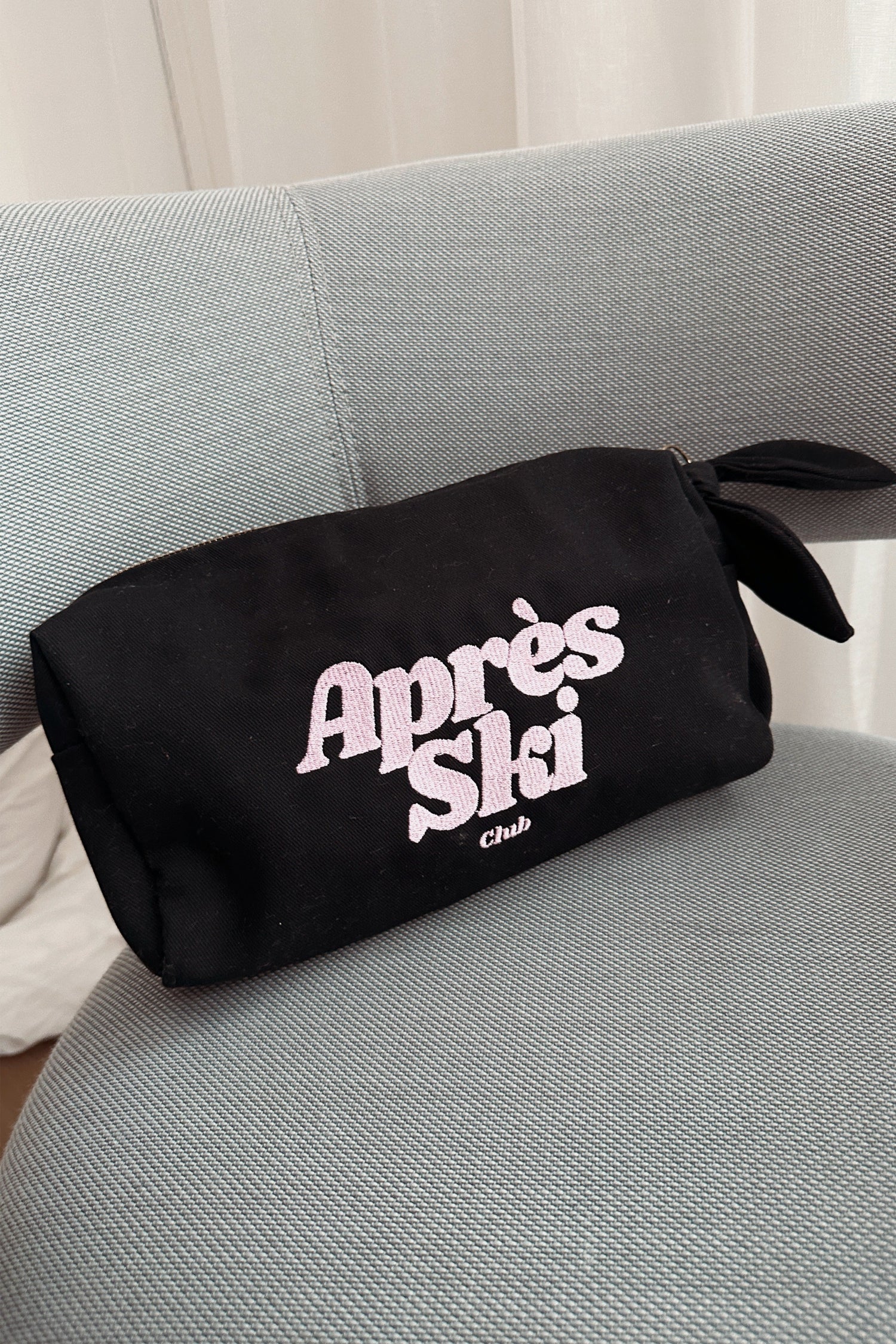 APRES SKI COSMETIC BAG