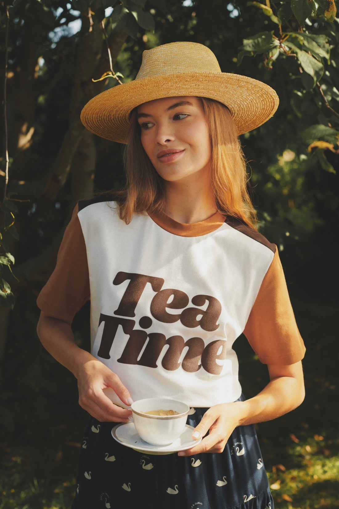 TEA TIME CREAM T-SHIRT