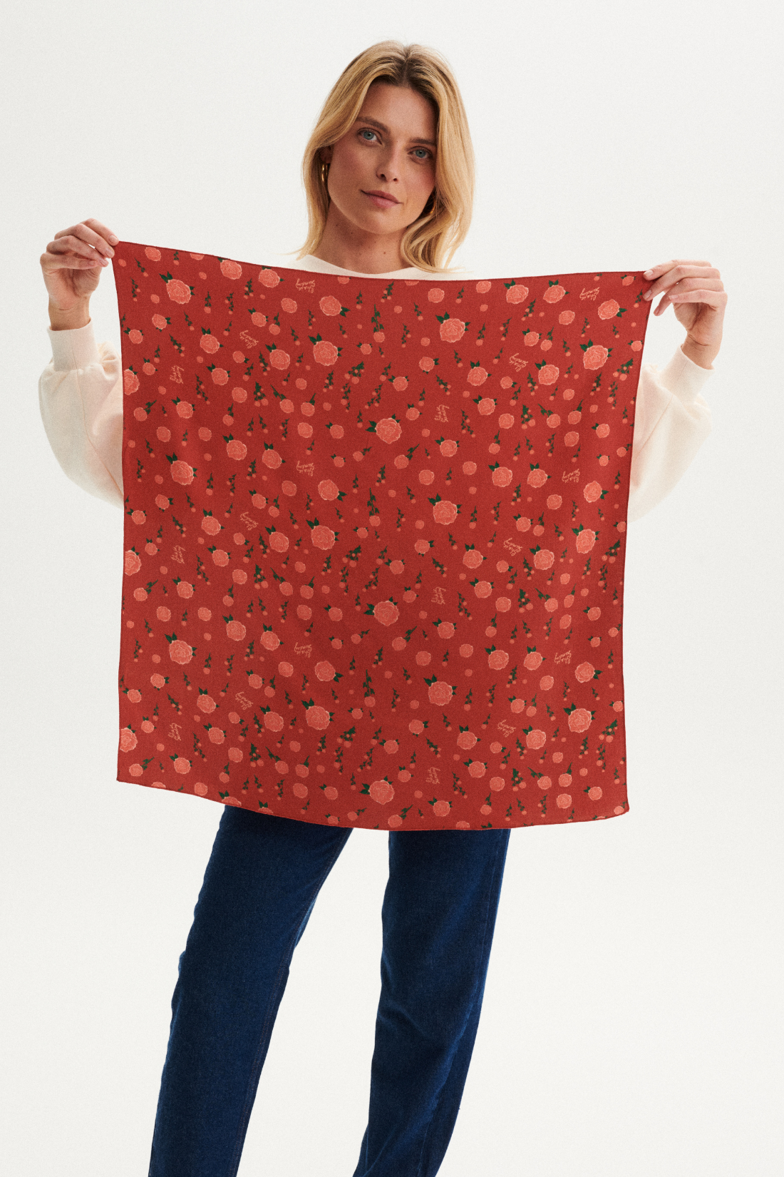 RED ROSE SCARF
