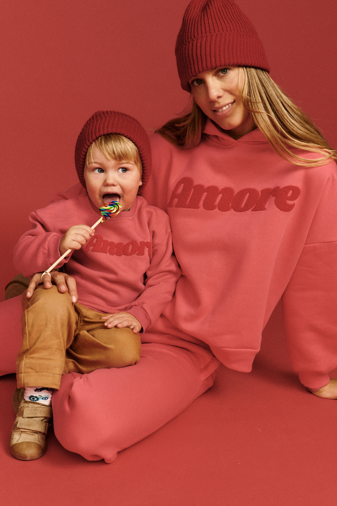 AMORE RED HOODIE