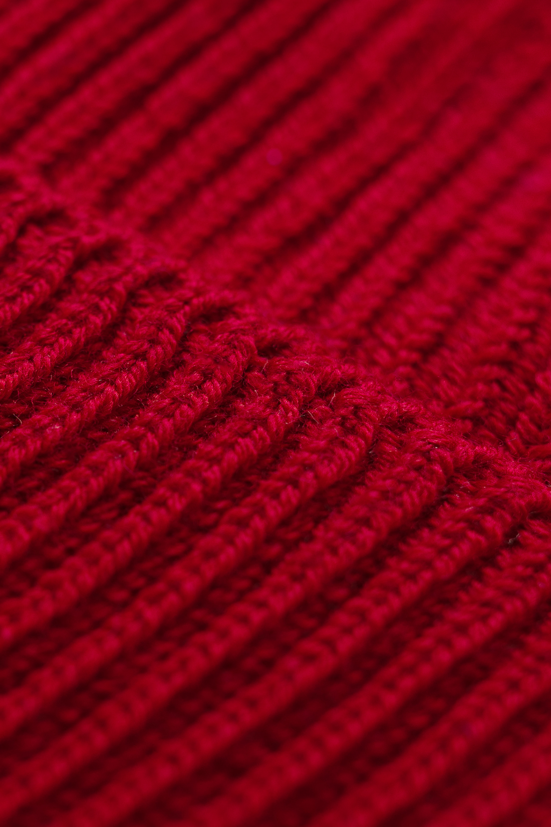 MERINO RED BEANIE
