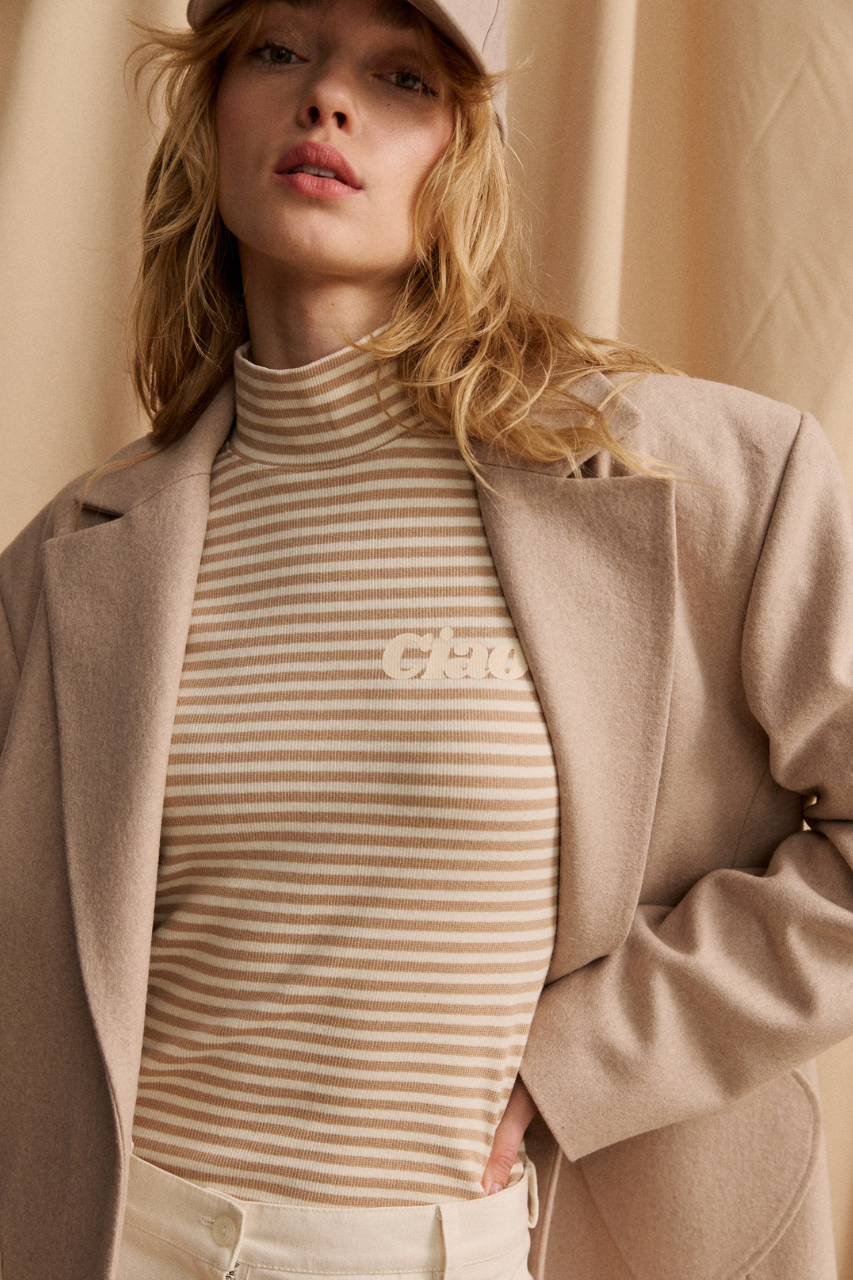 CIAO BEIGE TURTLENECK