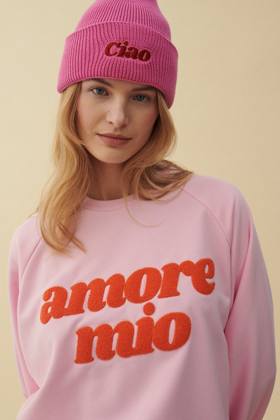 AMORE MIO PINK SWEATSHIRT