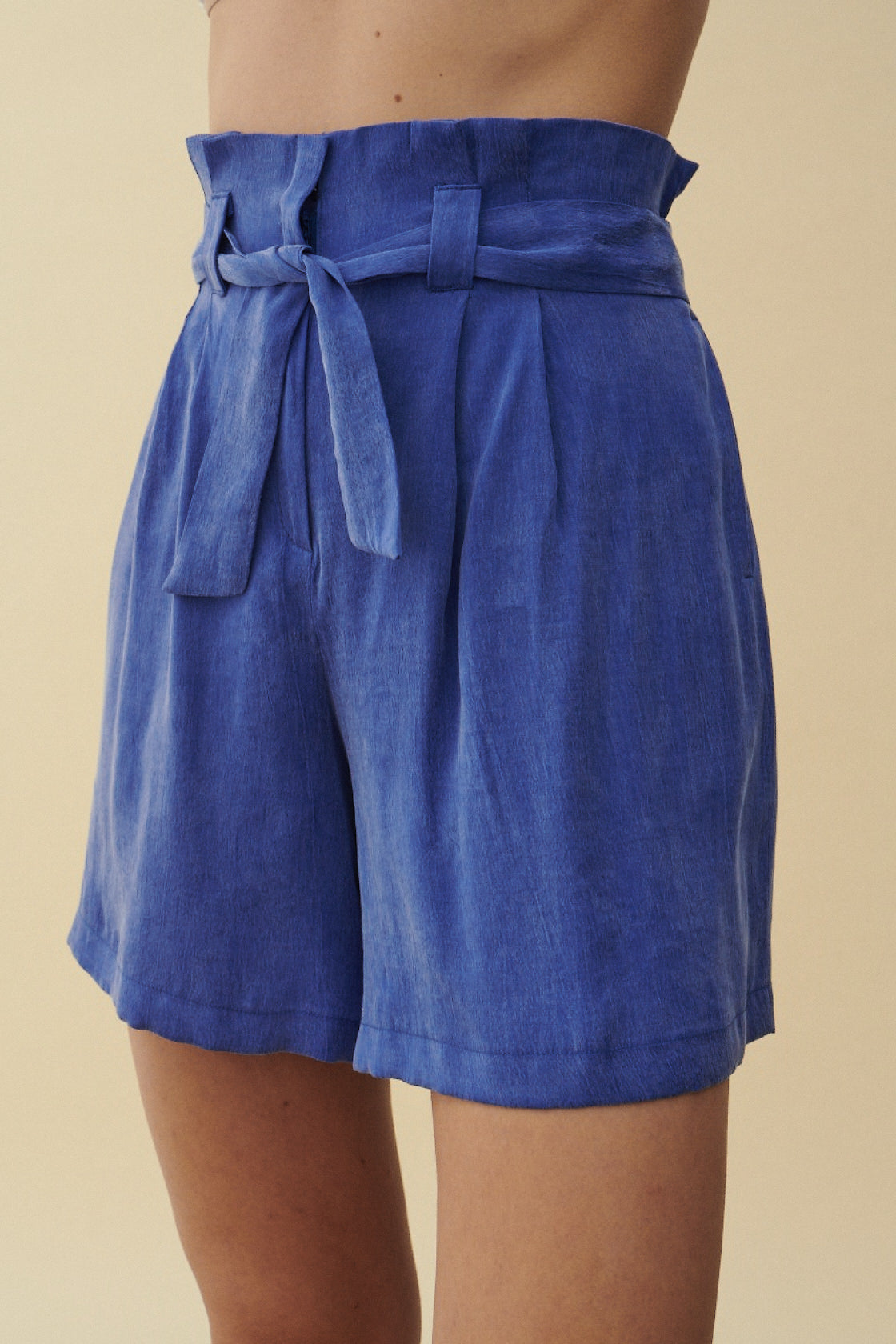 BOW BLUE SHORTS