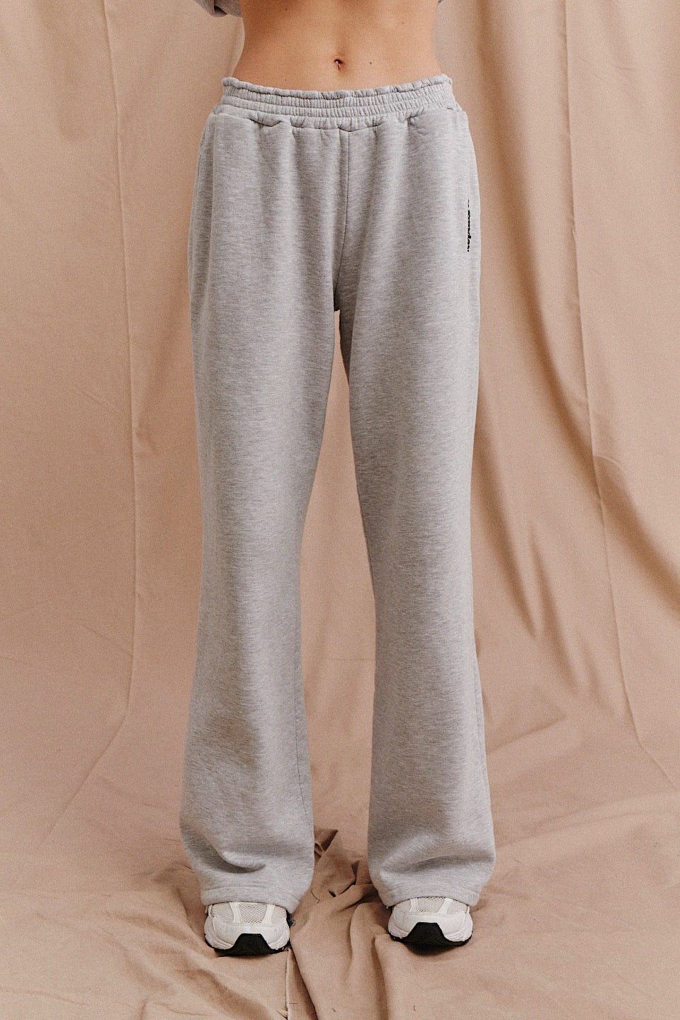 SUNDAY GREY SWEATPANTS