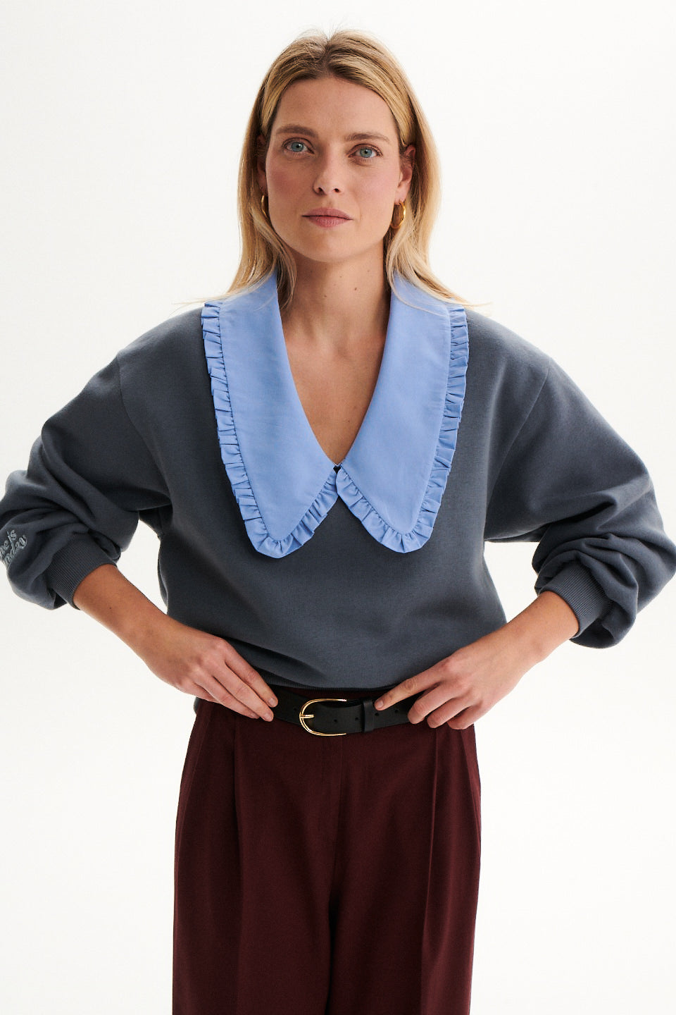 GRACE V-NECK SWEATSHIRT GREY