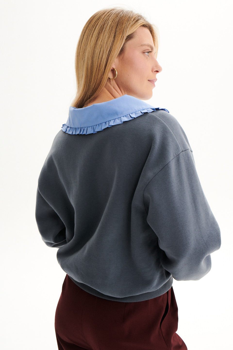 GRACE V-NECK SWEATSHIRT GREY