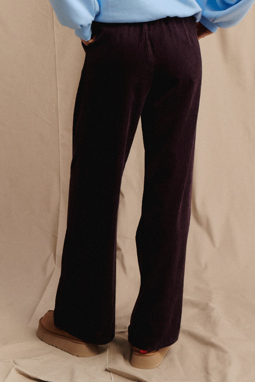 CORD AUBERGINE PANTS