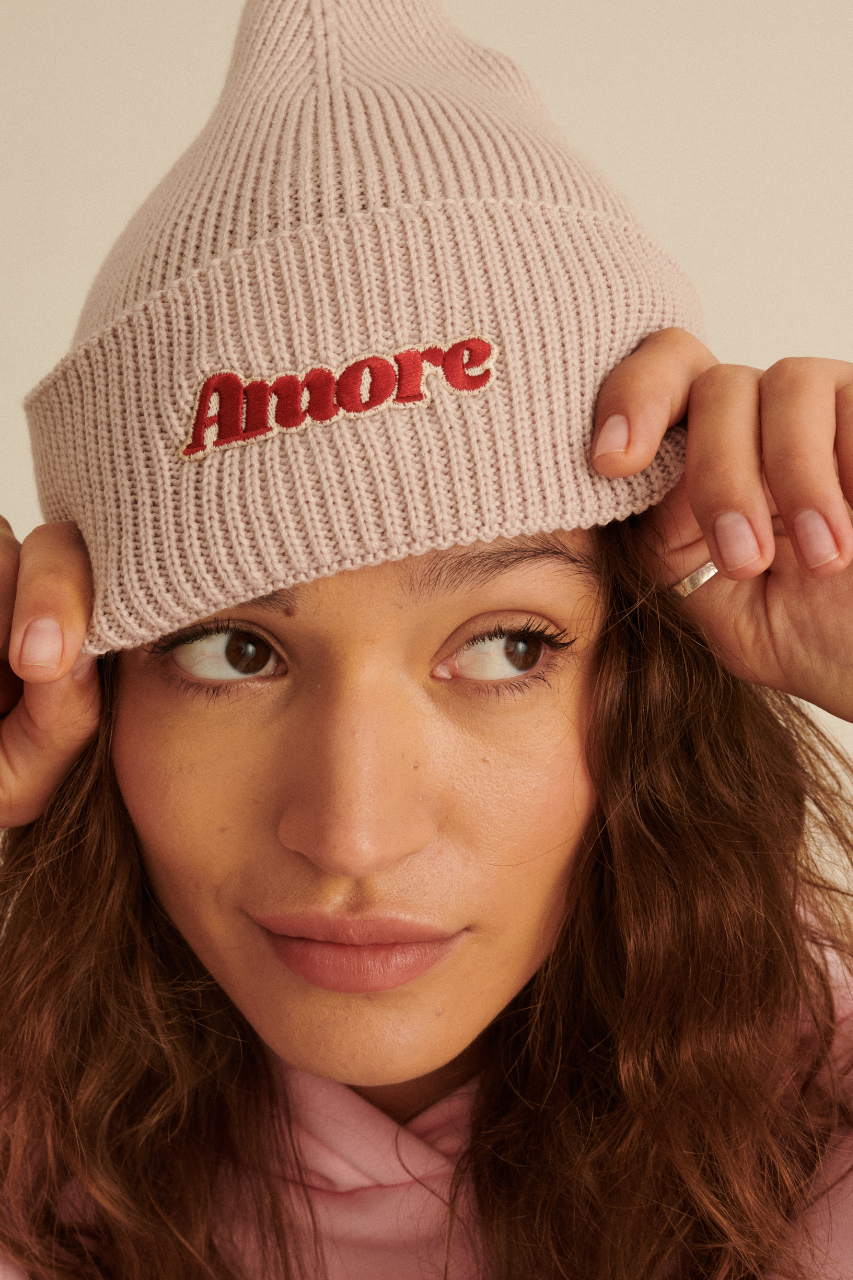 AMORE BEIGE CAP