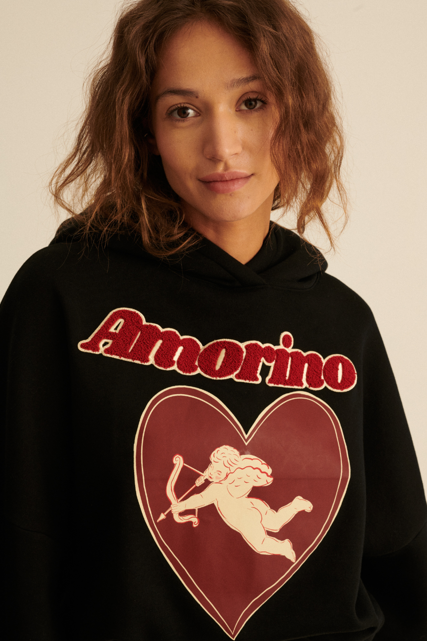 AMORINO BLACK HOODIE