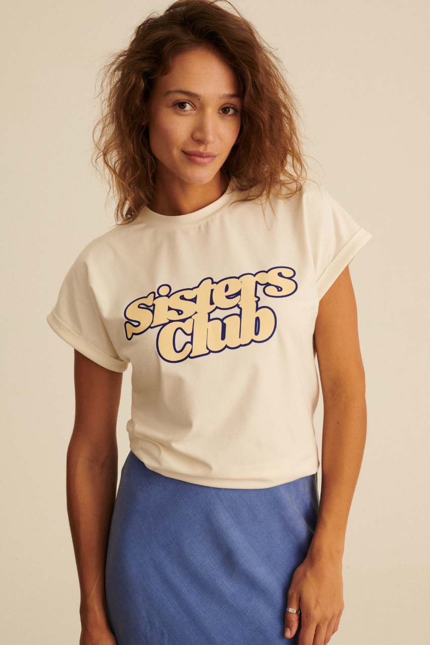 SISTERS CLUB T-SHIRT