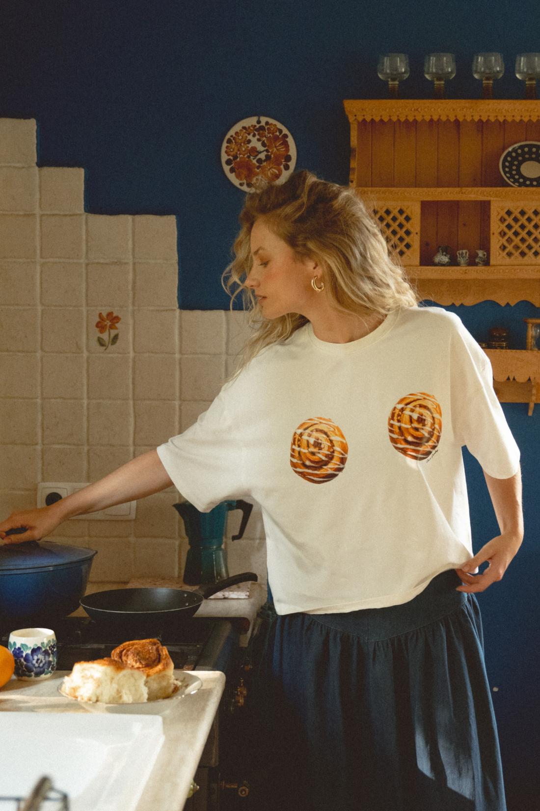 CINNAMON GIRL T-SHIRT