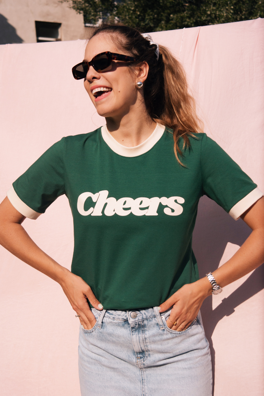 CHEERS GREEN T-SHIRT