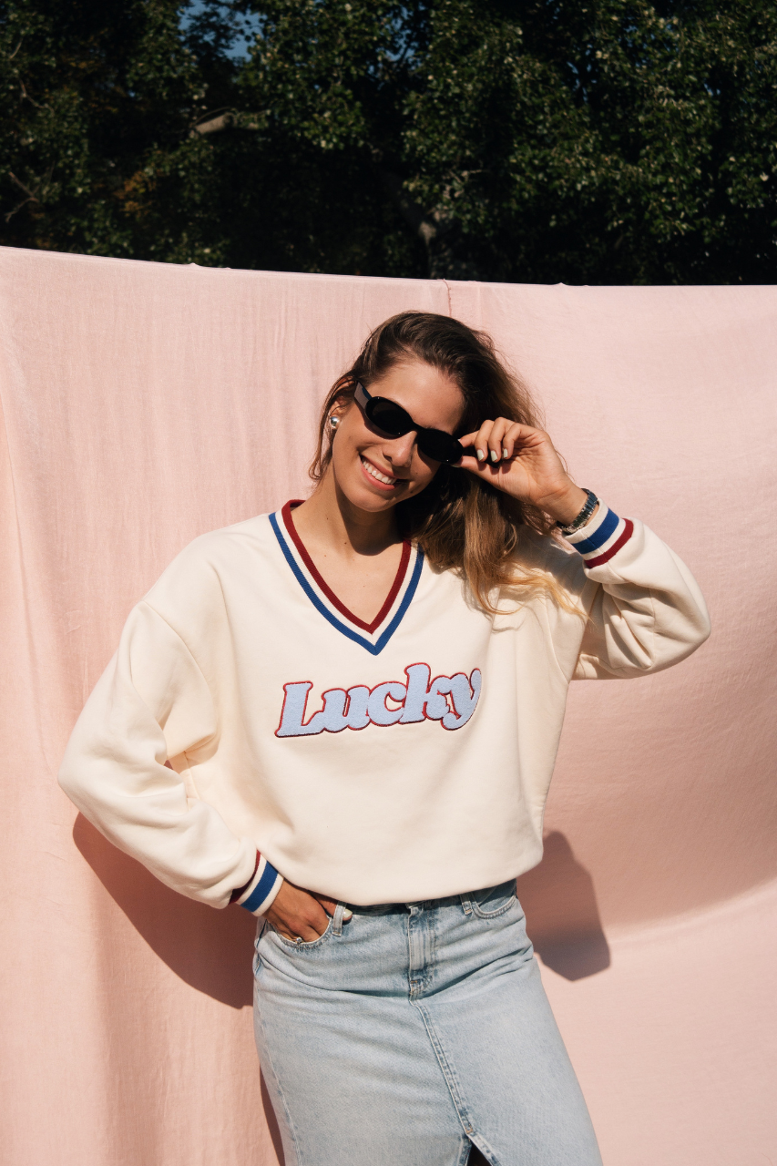 LUCKY CREAM SWEATSHIRT