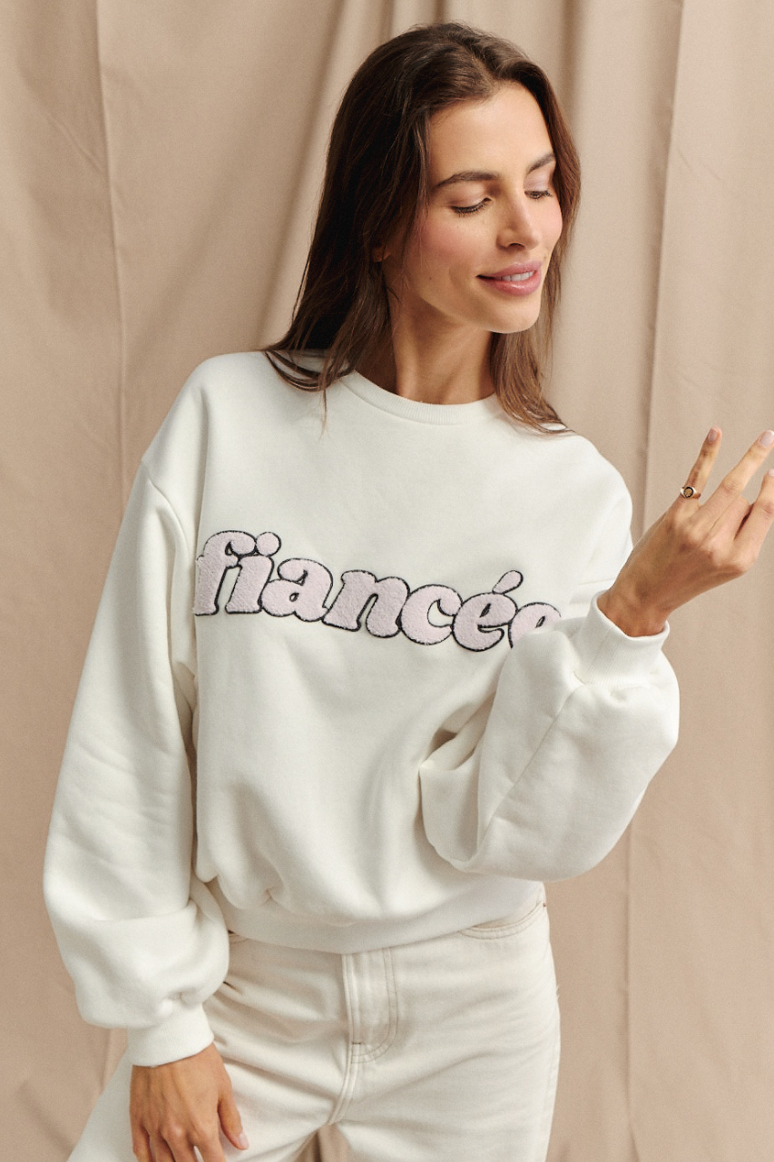 FIANCEE CREAM HOODIE