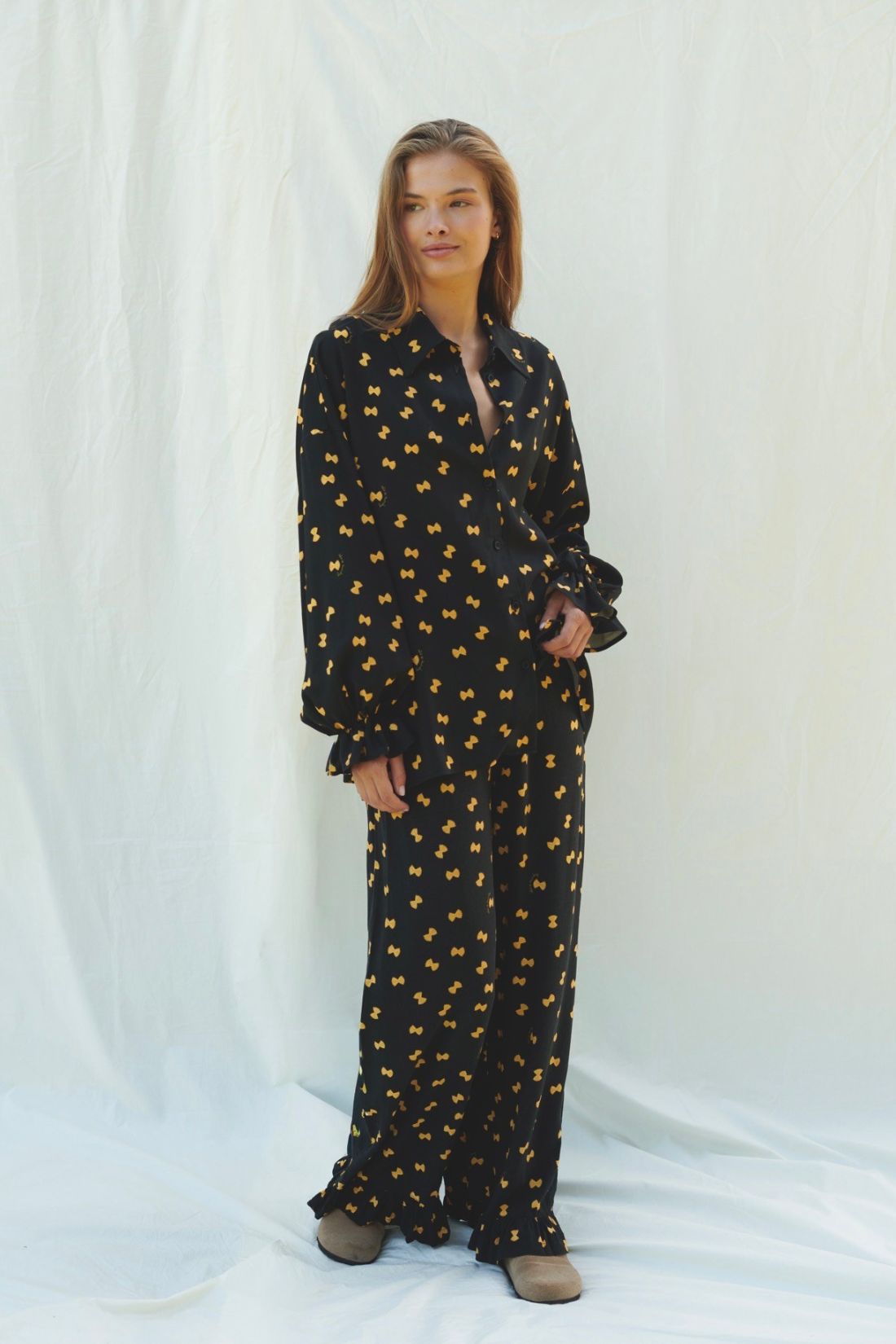 FARFALLE BLACK TROUSERS