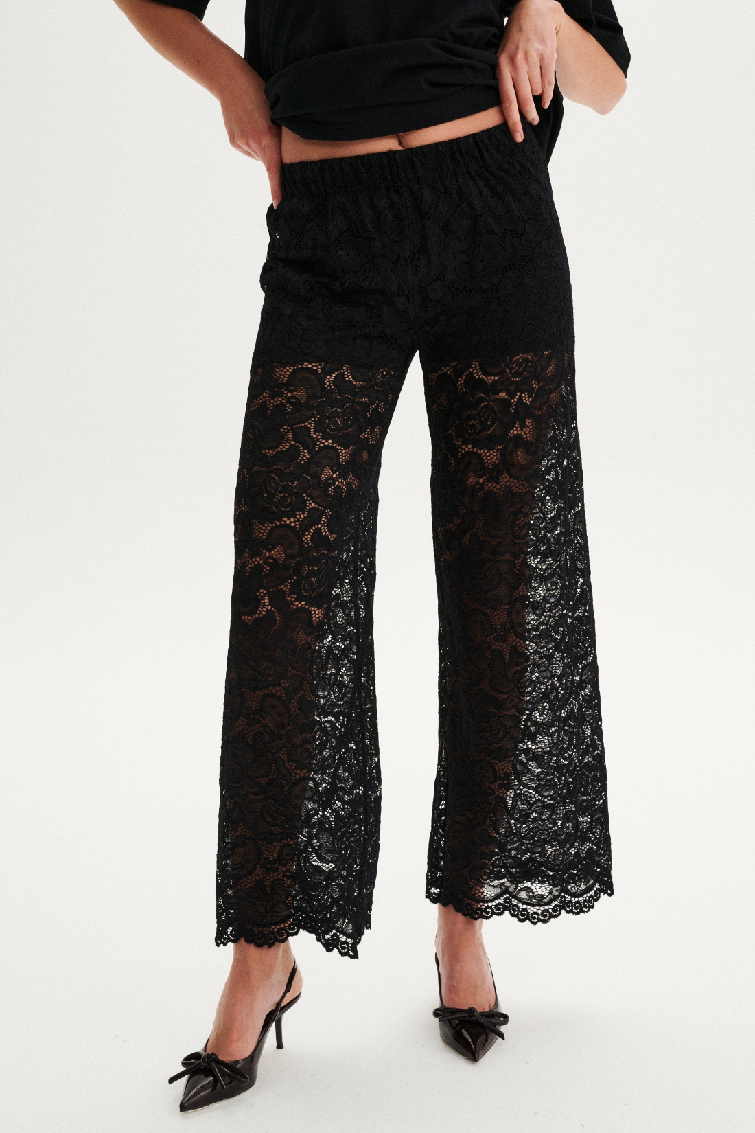 LACE CARRIE TROUSERS