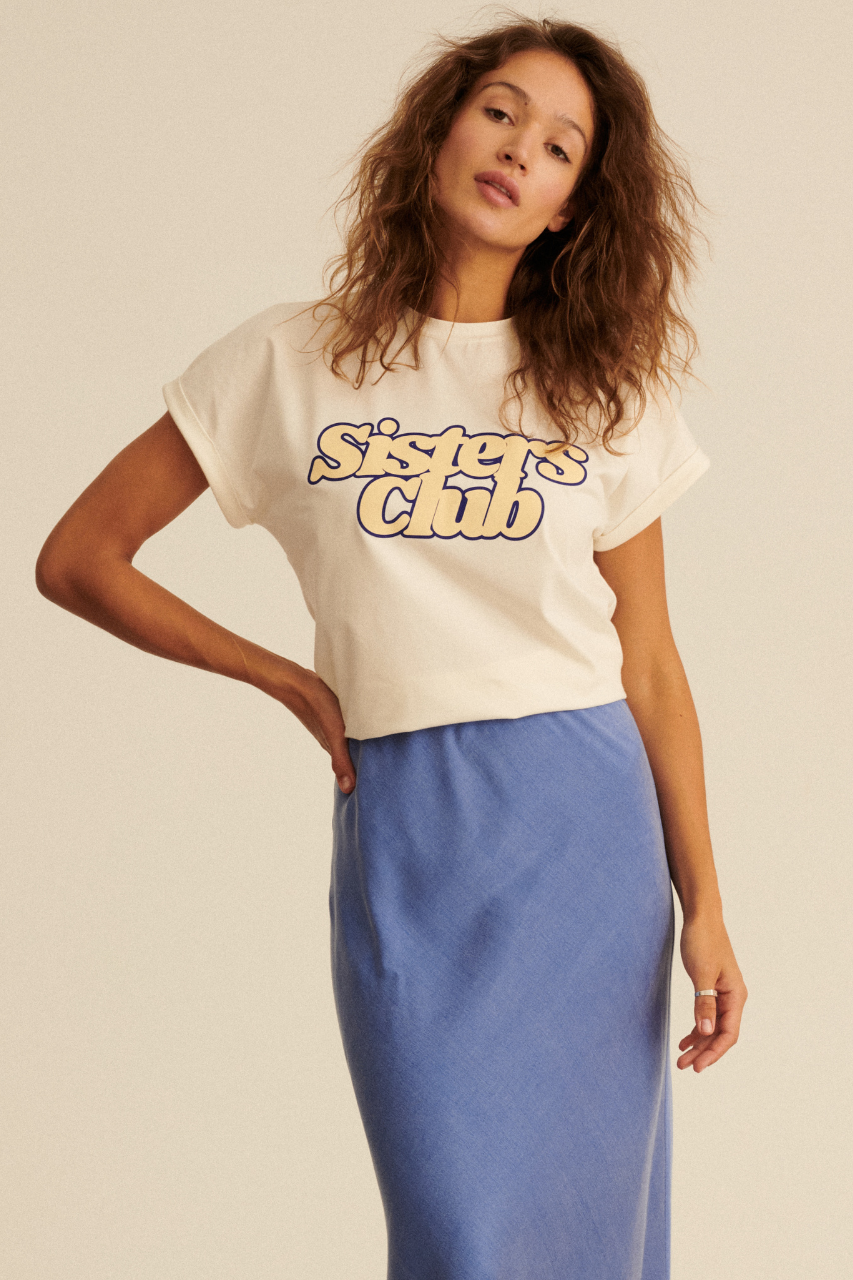 SISTERS CLUB T-SHIRT