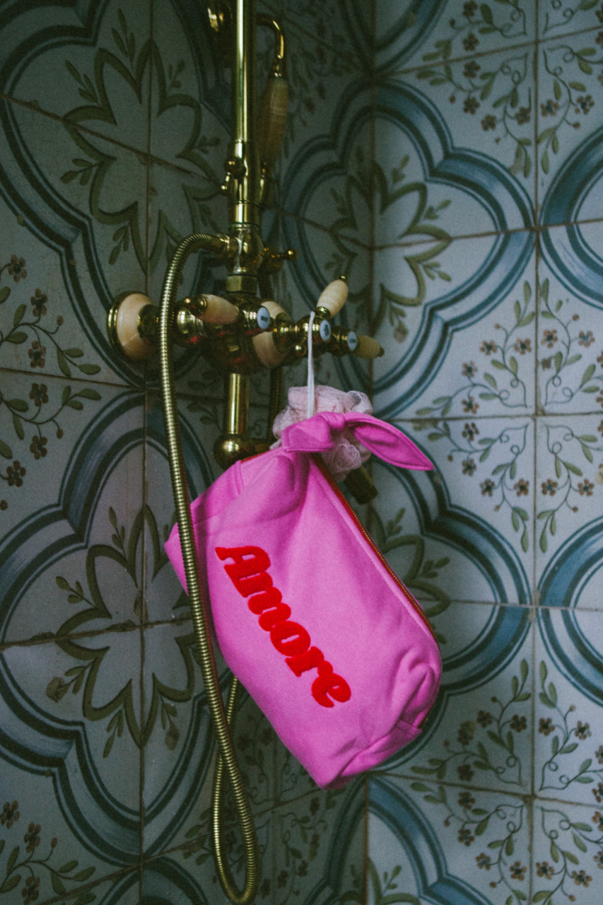 AMORE COSMETIC BAG