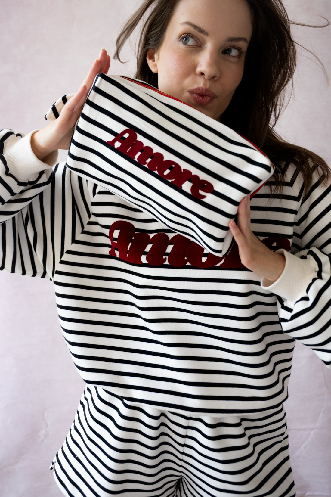 COSMETIC BAG AMORE STRIPED