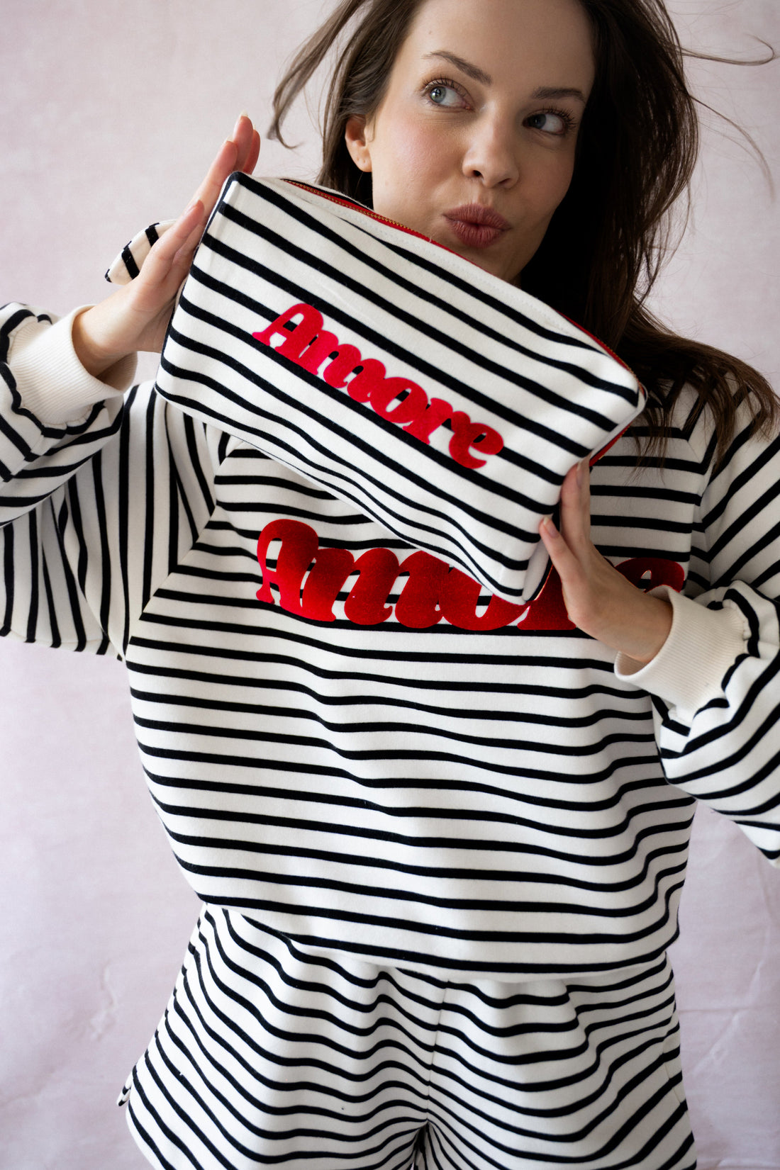 COSMETIC BAG AMORE STRIPED