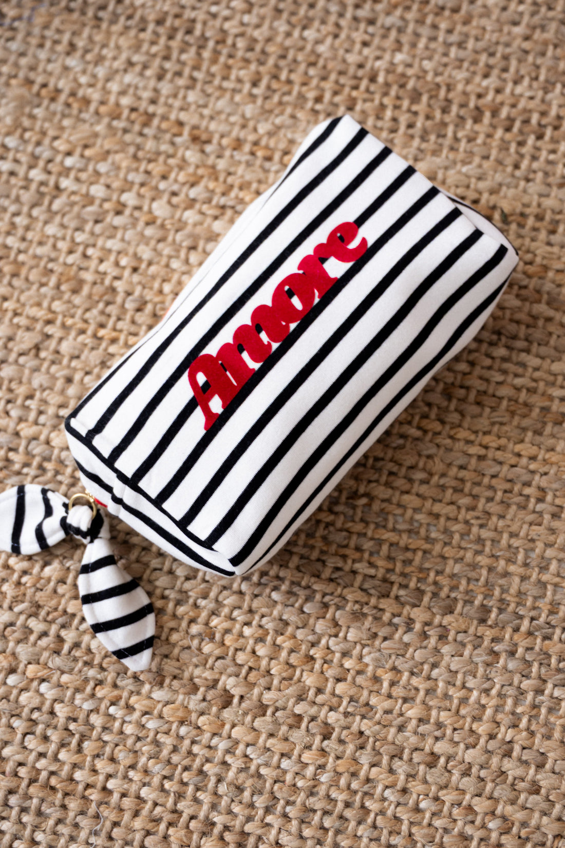 COSMETIC BAG AMORE STRIPED