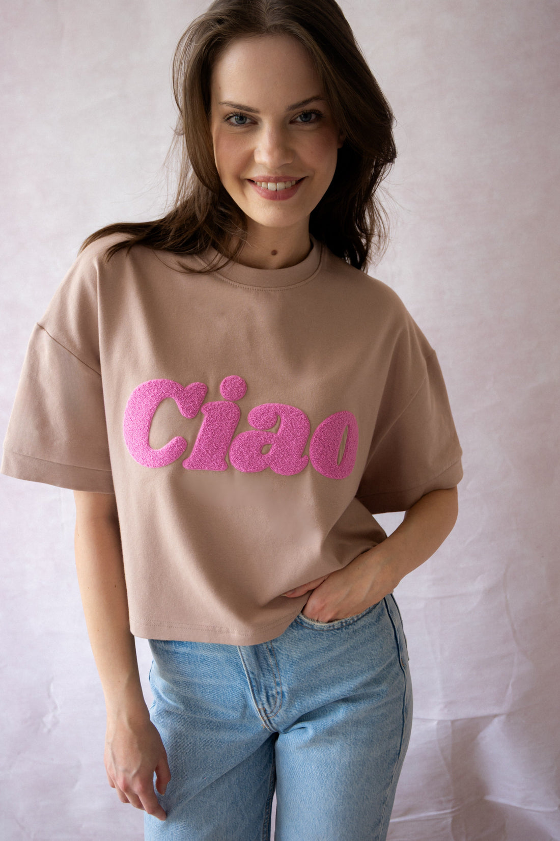 CIAO BOXY BEIGE T-SHIRT