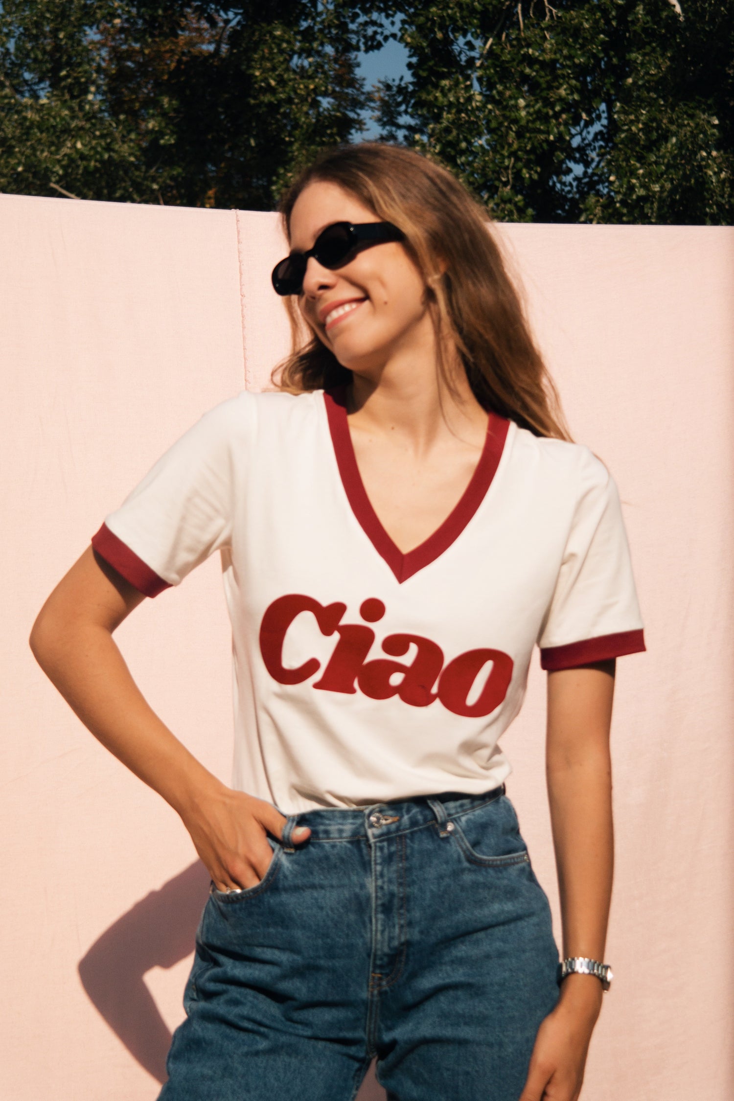 V-NECK CIAO VINE T-SHIRT