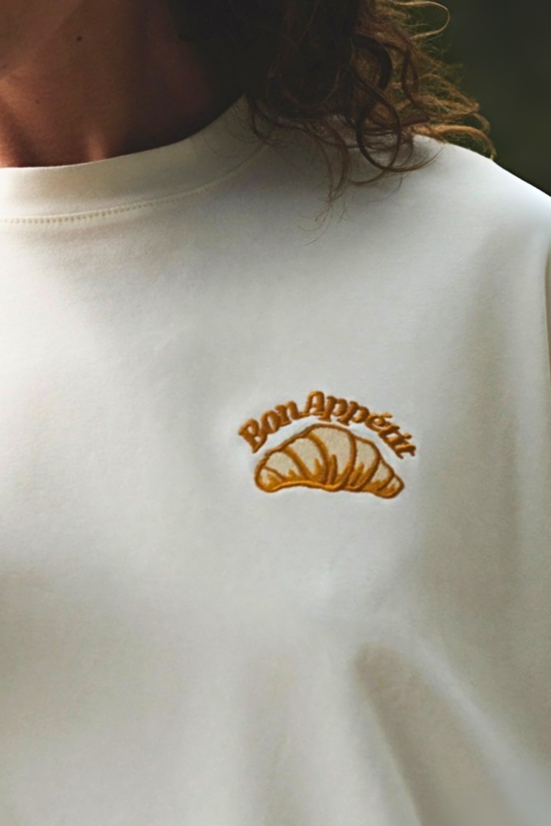 BOXY CROISSANT WHITE T-SHIRT