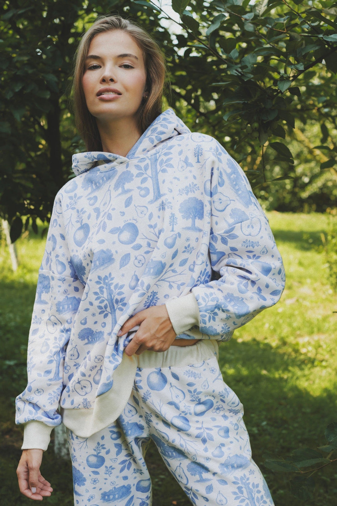 LA CAMPAGNA DOLCE HOODIE